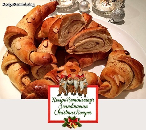 Christmas Crescents with Cinnamon and Cementines / Julehorn med Kanel og Klementin